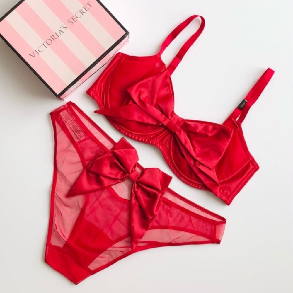 36B LARGE Victoria’s Secret red bow bra set